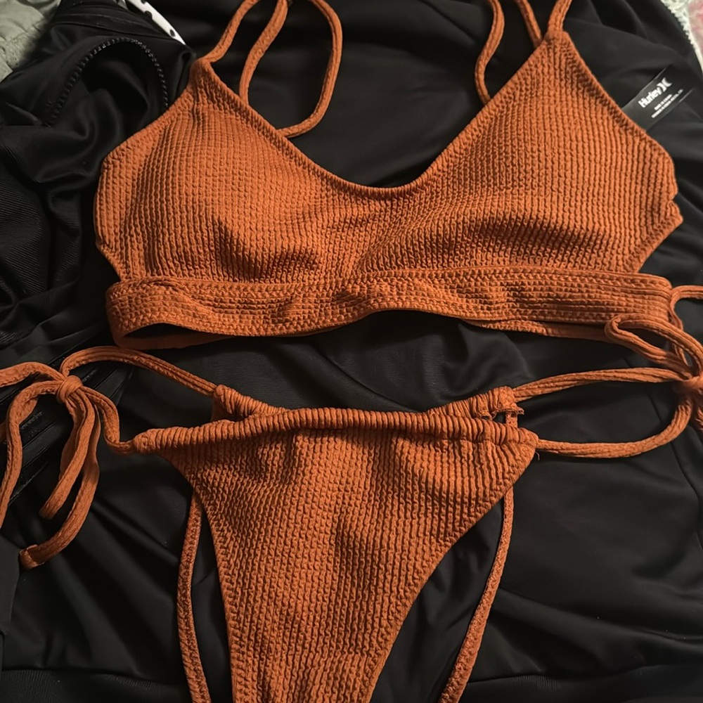 Bathing suit